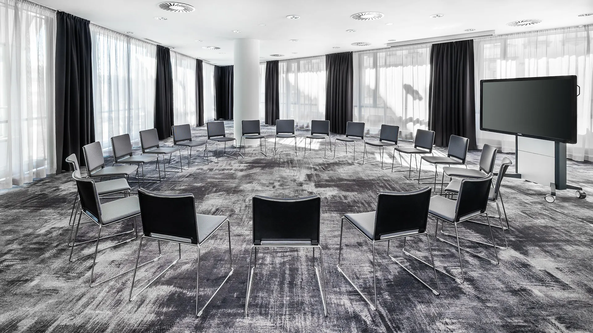 Penck Hotel Dresden 4*,